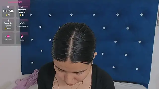 Snapshot of Morgansmithx chatting on 04/13/26, 02:33 Morgansmithx online show from 04/13/26, 02:33