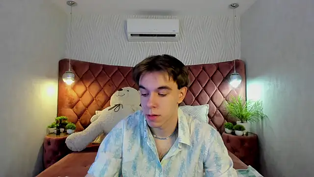 DaveBevy online show from 04/16/26, 05:19