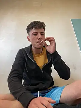 Snapshot of denysio69 chatting on 04/07/26, 07:53 denysio69 online show from 04/07/26, 07:53