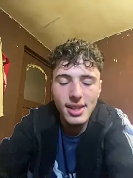 Snapshot of denysio69 chatting on 04/11/26, 08:40 denysio69 online show from 04/11/26, 08:40