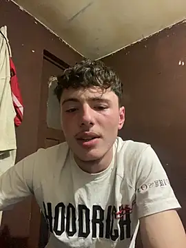 Snapshot of denysio69 chatting on 04/15/26, 09:37 denysio69 online show from 04/15/26, 09:37