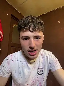 Snapshot of denysio69 chatting on 04/16/26, 09:43 denysio69 online show from 04/16/26, 09:43