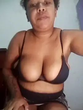 kimberlly25 online show from 05/28/26, 12:46