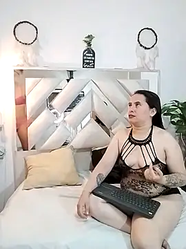 Natasha and zoe  online show from 05/31/26, 01:47
