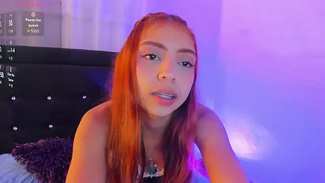 Snapshot of sofi_gmzz chatting on 04/08/26, 02:50 sofi gmzz online show from 04/08/26, 02:50