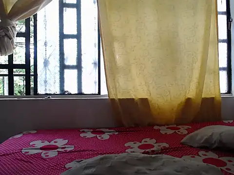 allison maxtattoo  online show from 04/03/26, 03:54