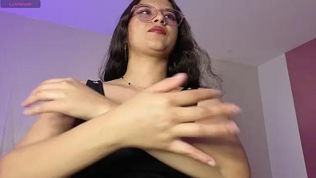 babylexi18 online show from 04/11/26, 08:24