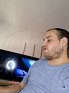 fettgail-0507 online show from 04/07/26, 12:16