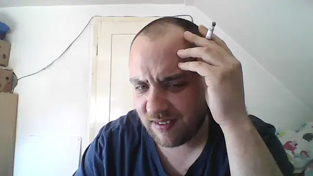 fettgail-0507 online show from 04/17/26, 10:29