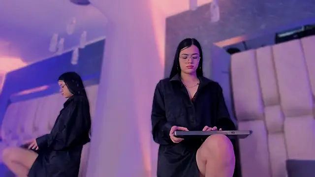 Snapshot of Megan_Danbury chatting on 04/09/26, 12:10 Megan Danbury online show from 04/09/26, 12:10