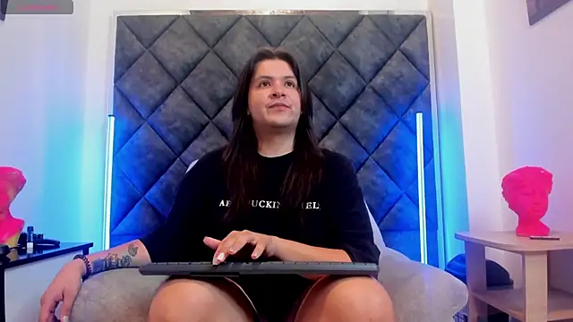 Snapshot of MatthewDavis_ chatting on 03/31/26, 02:06 MatthewDavis online show from 03/31/26, 02:06