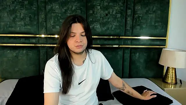 MatthewDavis  online show from 05/19/26, 11:49