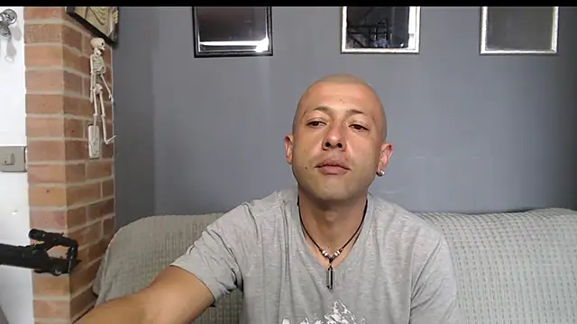 Snapshot of _bonnie_and_clyde chatting on 07/11/26, 09:05 bonnie and clyde online show from 07/11/26, 09:05