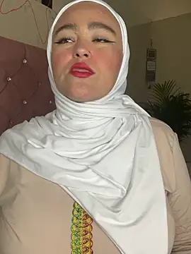 Snapshot of Marian_fadel chatting on 04/15/26, 01:07 Marian fadel online show from 04/15/26, 01:07