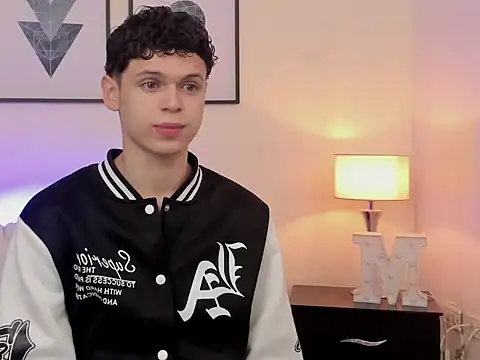 mykelcano online show from 04/08/26, 02:06