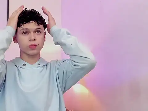 mykelcano online show from 04/15/26, 01:07