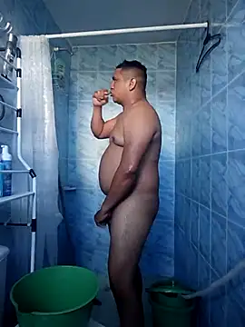 luis20212 online show from 04/16/26, 09:26