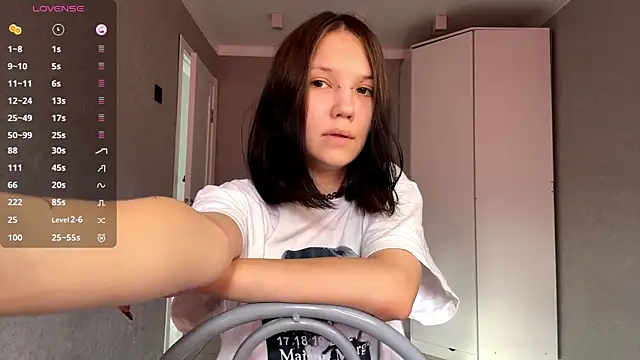 Snapshot of AmeliaMiotii chatting on 04/07/26, 10:05 AmeliaMiotii online show from 04/07/26, 10:05