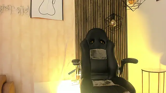 LexyNova  online show from 05/29/26, 07:23