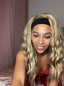 Brattybaee online show from 07/19/26, 07:28