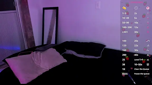 Snapshot of Daniela__Cadavid chatting on 04/07/26, 04:57 Daniela Cadavid online show from 04/07/26, 04:57