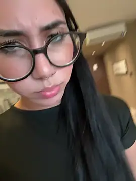 juliacosta online show from 04/26/26, 10:02