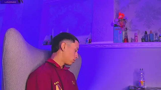 MaicolSmiith  online show from 04/04/26, 09:12