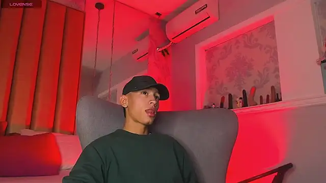 MaicolSmiith  online show from 04/14/26, 01:39