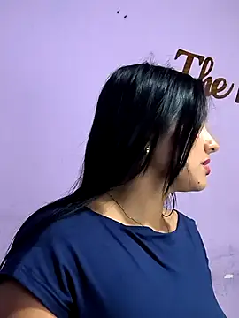 SophiaCastro09  online show from 04/13/26, 10:26