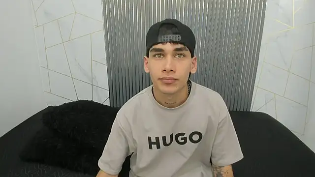 Kitsune 44 online show from 03/28/26, 07:24