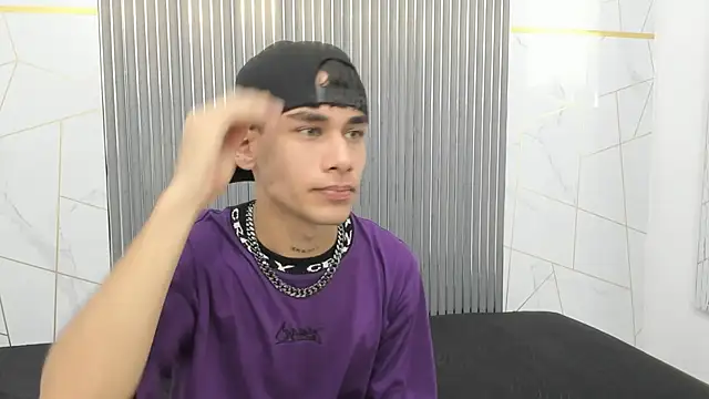 Kitsune 44 online show from 03/31/26, 07:25