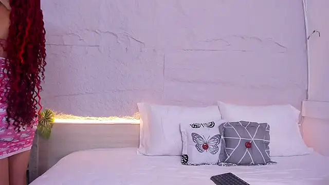 sussy1x  online show from 05/07/26, 04:07