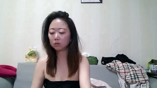 JiaojiaoER online show from 04/13/26, 07:14