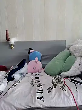 JiaojiaoER online show from 04/15/26, 05:58