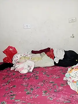 Crislover77 online show from 04/08/26, 04:34