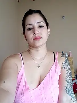 Busty lorena online show from 04/12/26, 05:51