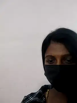 Tamil Hot Thara online show from 04/15/26, 09:49