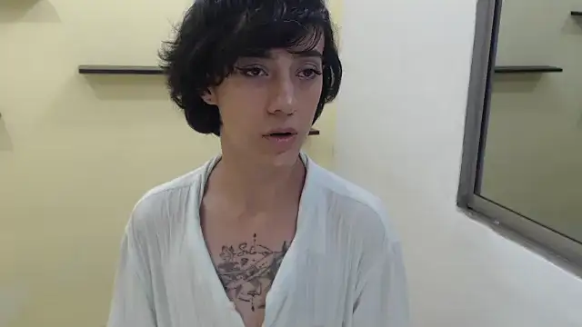 romina white18 online show from 04/09/26, 08:14