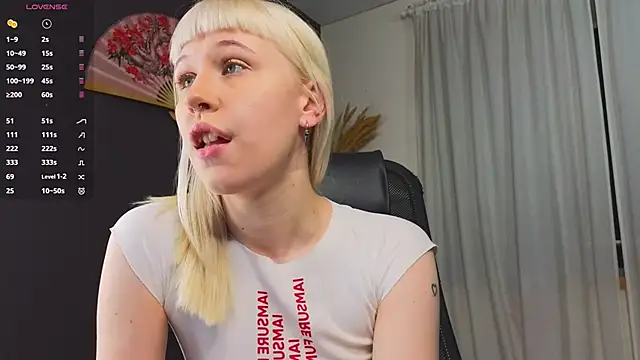 Snapshot of call_me_heaven chatting on 03/29/26, 03:23 call me heaven online show from 03/29/26, 03:23