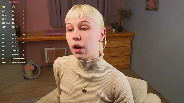 Snapshot of call_me_heaven chatting on 04/05/26, 03:20 call me heaven online show from 04/05/26, 03:20