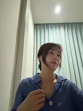 Yang 218 online show from 04/01/26, 04:57