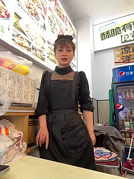 Snapshot of Huihui_518 chatting on 04/09/26, 05:18 Huihui 518 online show from 04/09/26, 05:18