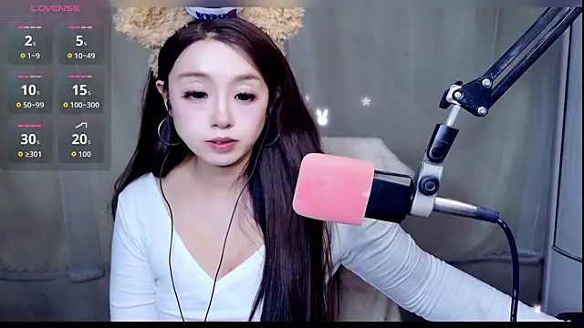 Cuviee online show from 04/07/26, 10:26