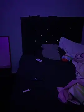 C1N09 online show from 04/02/26, 07:06