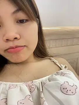 Snapshot of -Vaci- chatting on 03/27/26, 02:06 -Vaci- online show from 03/27/26, 02:06