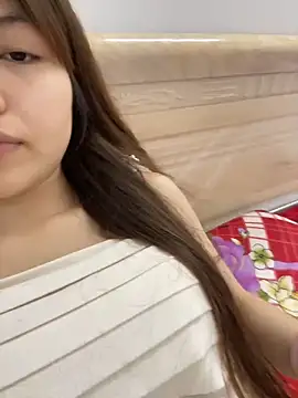 Snapshot of -Vaci- chatting on 04/05/26, 01:41 -Vaci- online show from 04/05/26, 01:41