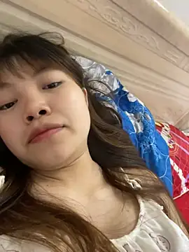 Snapshot of -Vaci- chatting on 04/11/26, 01:48 -Vaci- online show from 04/11/26, 01:48