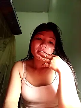 Snapshot of -Quyny- chatting on 04/02/26, 12:36 -Quyny- online show from 04/02/26, 12:36