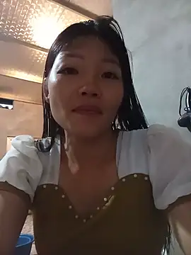 -Quyny- online show from 06/08/26, 10:48