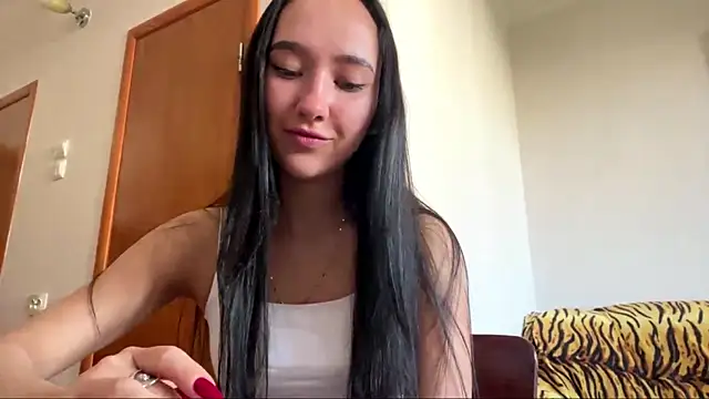 Liesenaniles online show from 04/15/26, 06:09